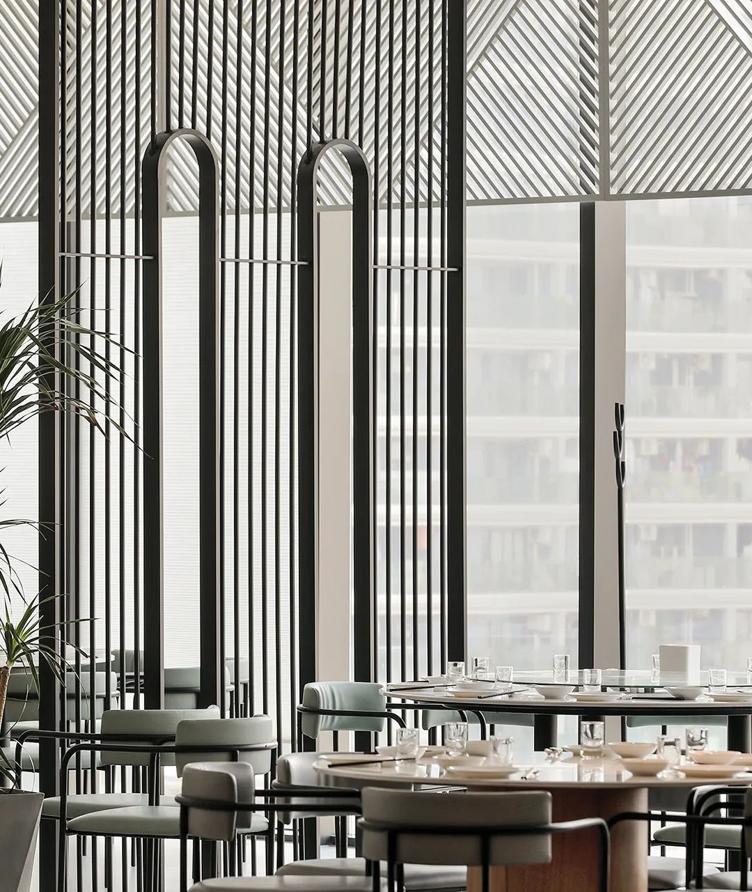 鄭州小銅館特色融合餐廳裝修設計案例